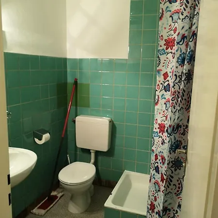 Daimler Near Business Or Family Fully Furnished *
